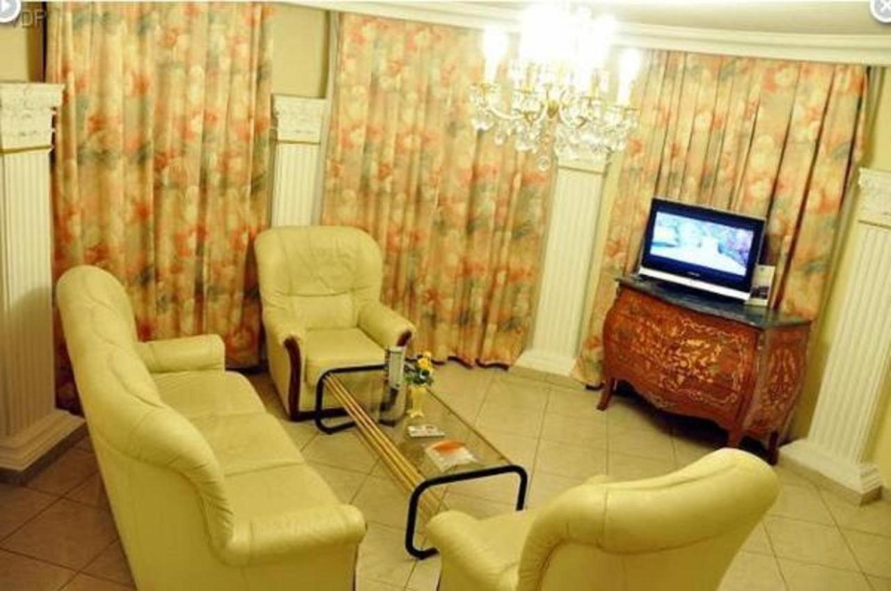 Hotel Vallee Des Princes Douala Luaran gambar