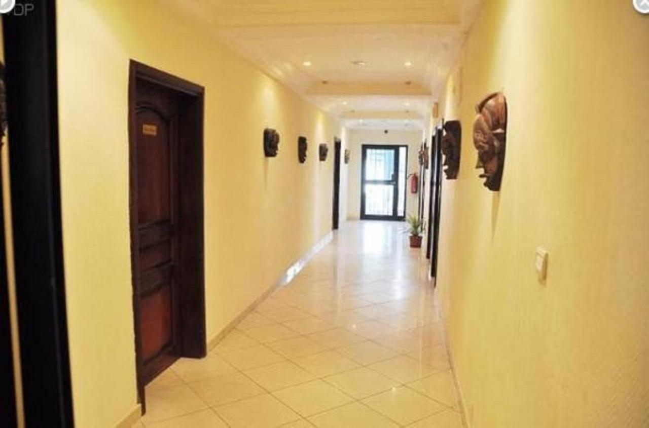 Hotel Vallee Des Princes Douala Luaran gambar